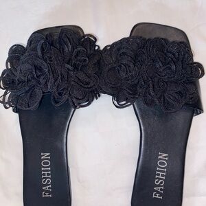 Fashion Black Floral Slide Mules